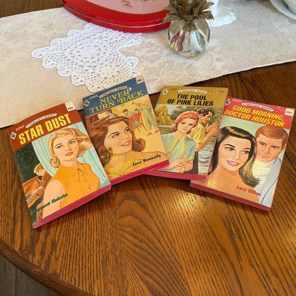 1960-1970's Harlequin Romance Novels - Picture 5 of 17